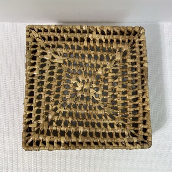 Vintage Square Woven Basket Catchall Interior Decor - Picture 9 of 13